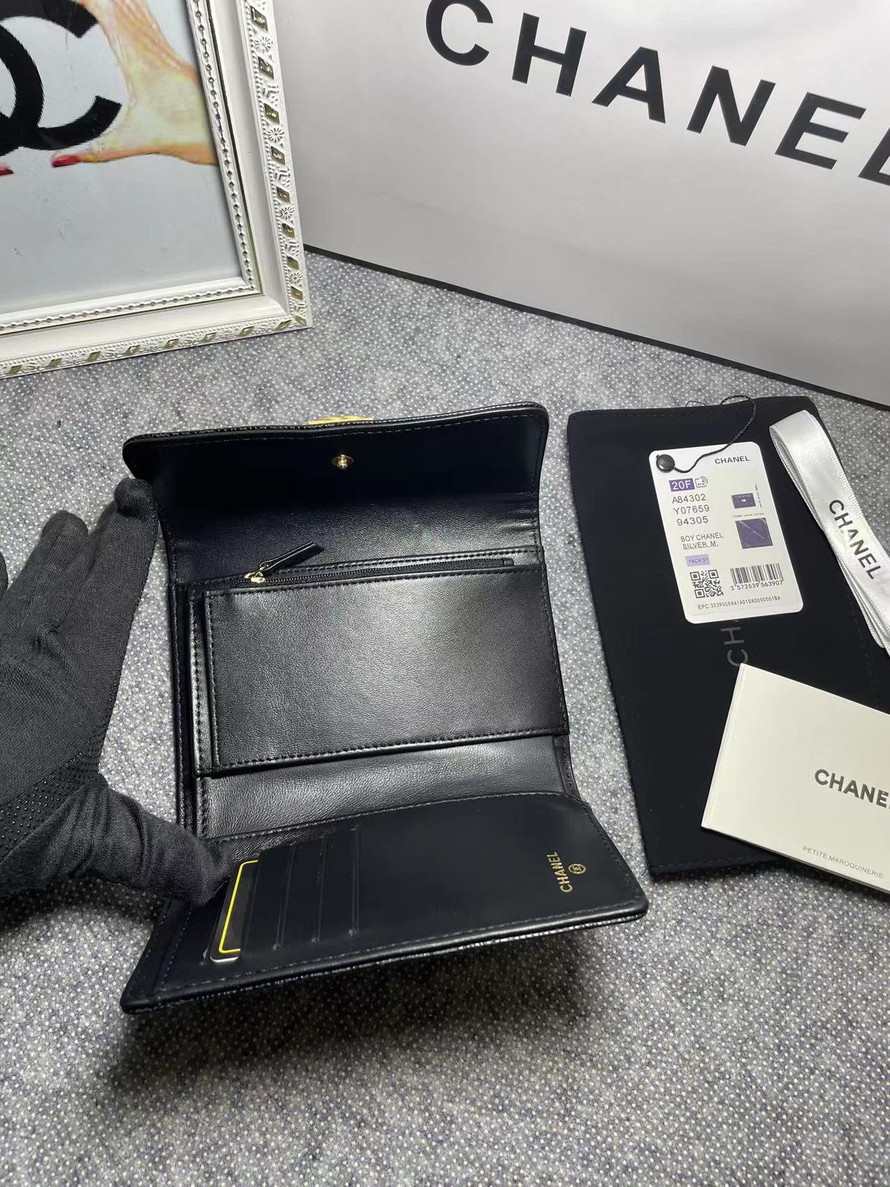 [TOP] CHANEL Le Boy Wallet Cowhide 10.5*15*3cm - Black