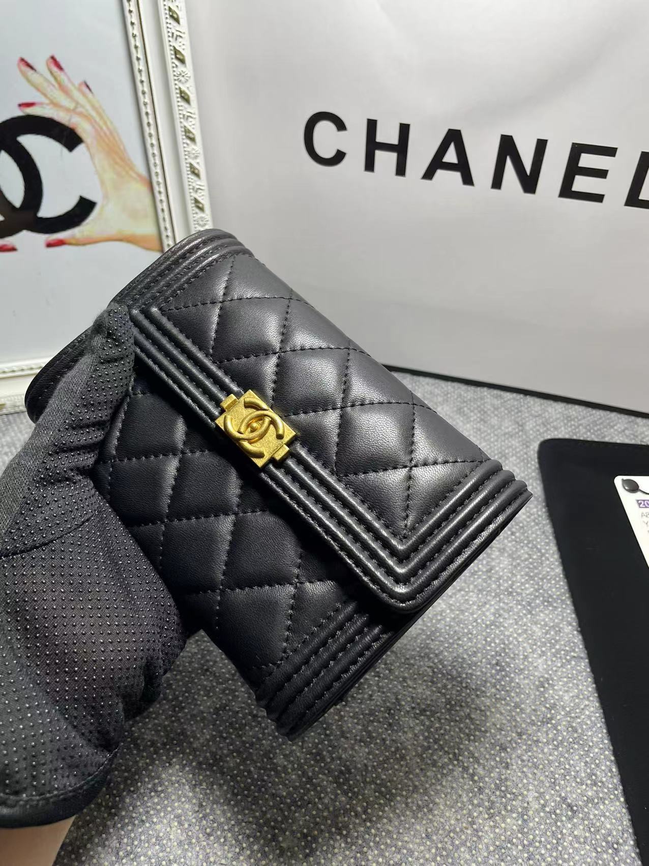 [TOP] CHANEL Le Boy Wallet Lambskin 10.5*15*3cm - Black