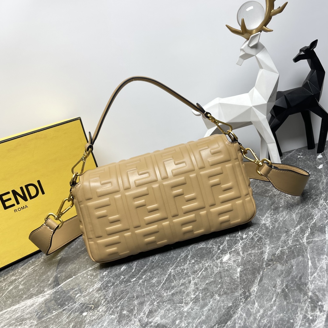 [TOP] FENDI Leather Baguette Bags 26-6-13cm - Beige