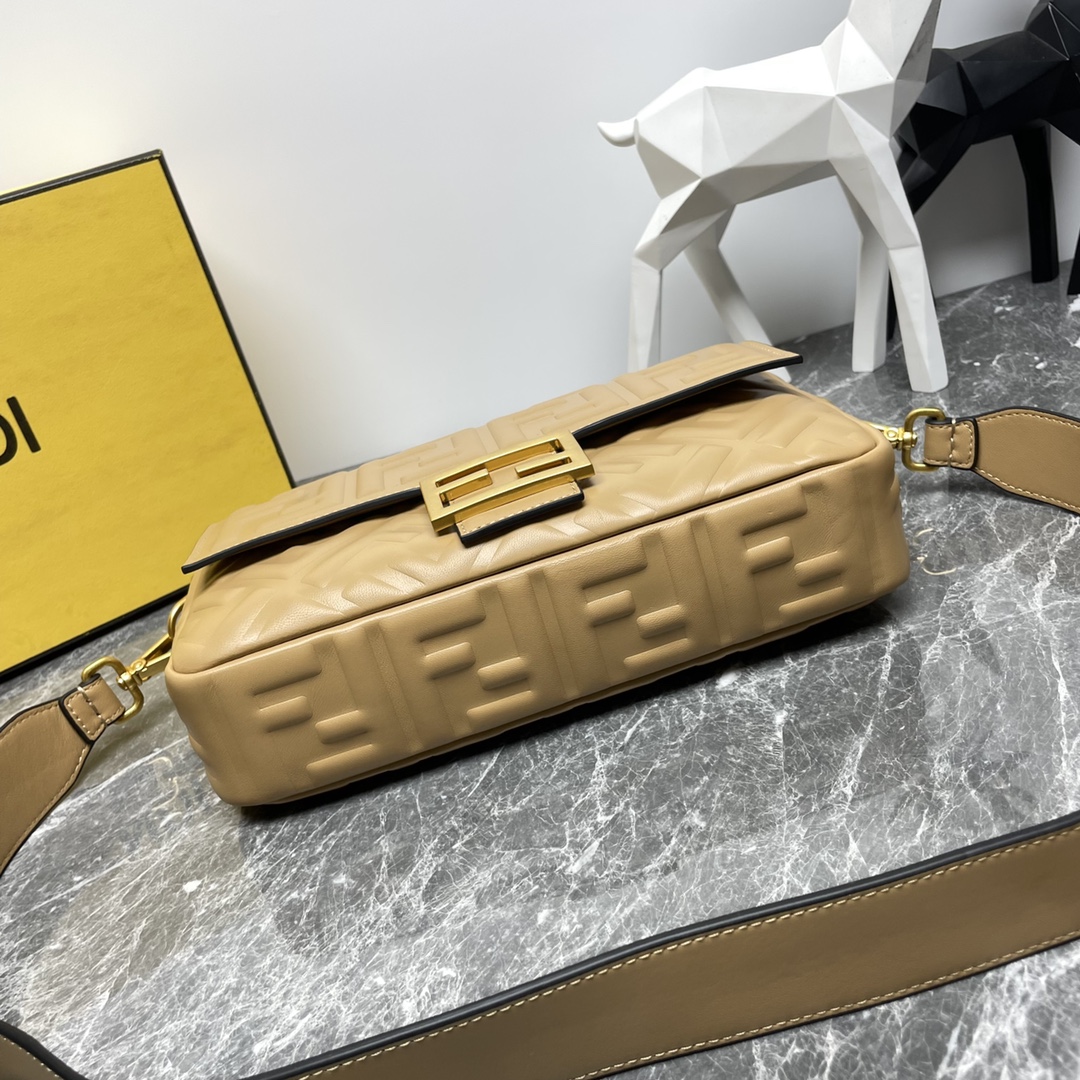 [TOP] FENDI Leather Baguette Bags 26-6-13cm - Beige
