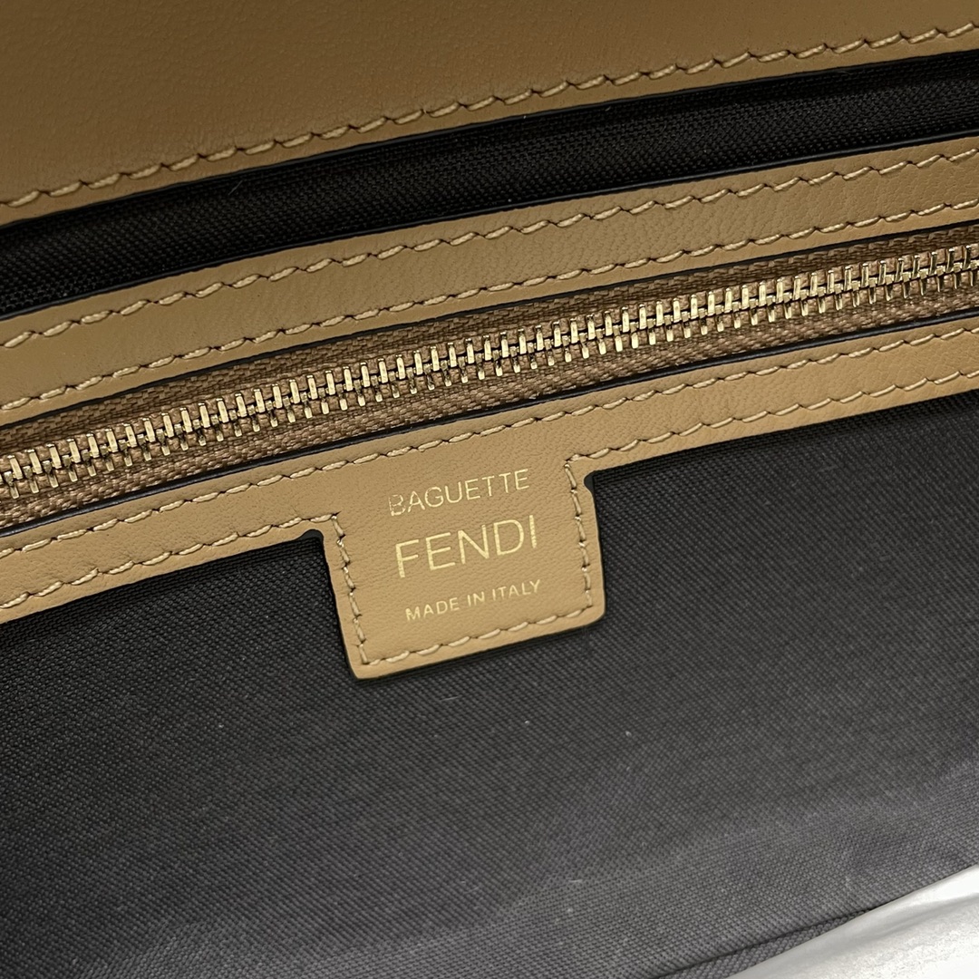 [TOP] FENDI Leather Baguette Bags 26-6-13cm - Beige