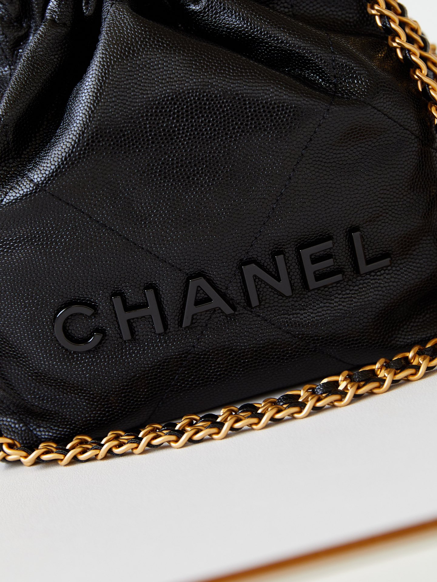 [TOP] CHANEL 22 Bag Mini 19x20x6cm - Black