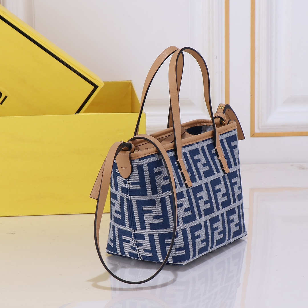 [TOP] FENDI Roll Bag Mini 15.5×13×11cm - 2 Color