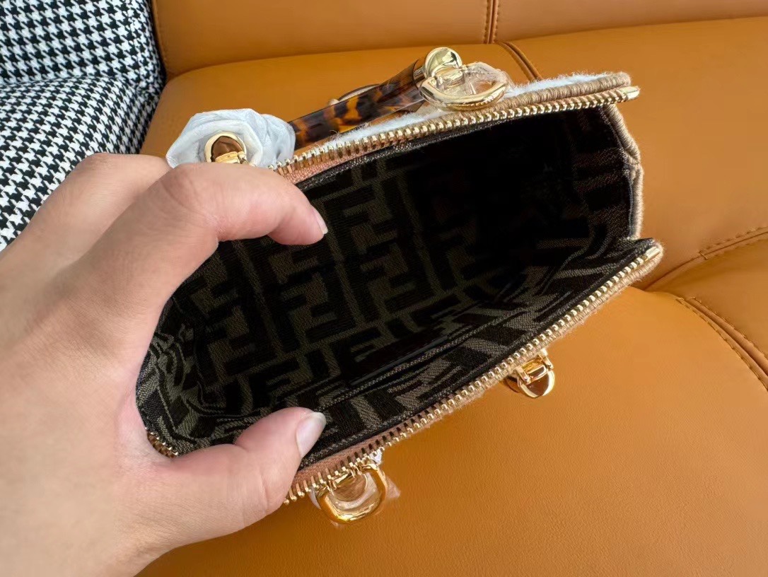 [TOP] FENDI By The Way Boston Bag Mini 20.5x12x9cm - Brown