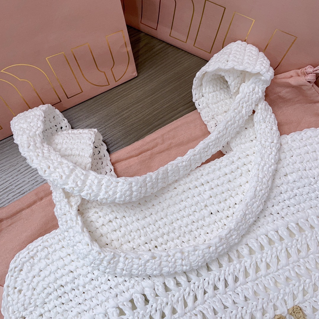 [TOP] Miu Miu Summer Tote Woven Bag 38.5X 40 X10cm - 3 Colour
