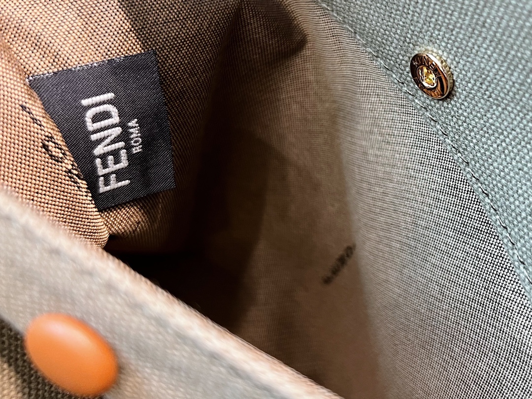 [TOP] FENDI FF Peekaboo Bag 41x16x30cm - Brown