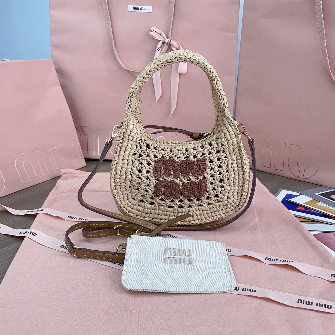 [TOP] Miu Miu Summer woven bag 20 X17 X6cm - 3 Color