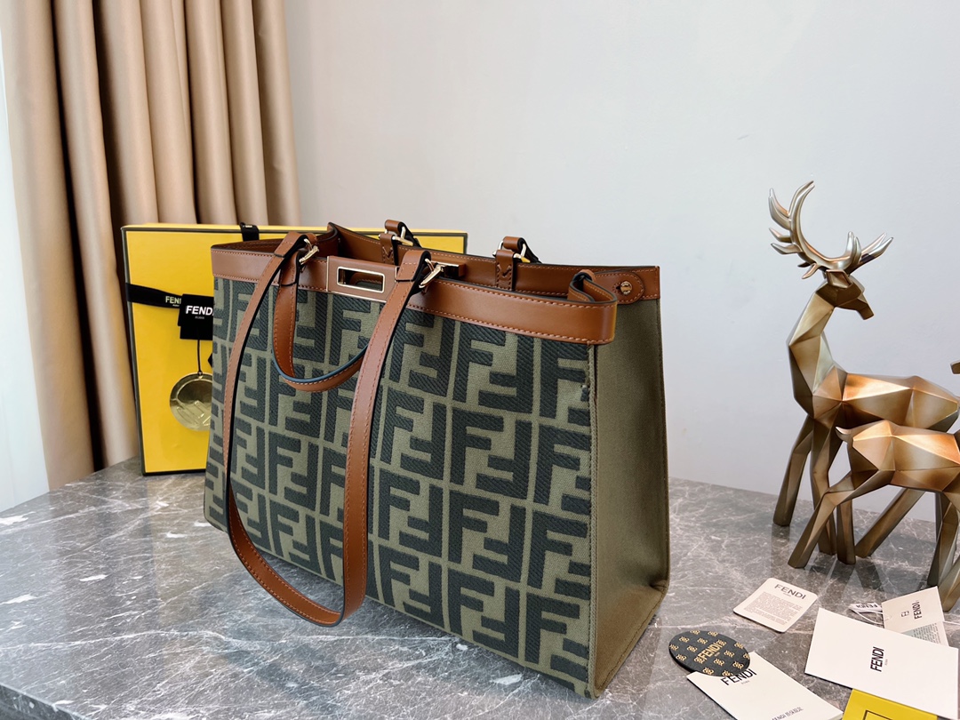 [TOP] FENDI FF Peekaboo Bag 41x16x30cm - Brown