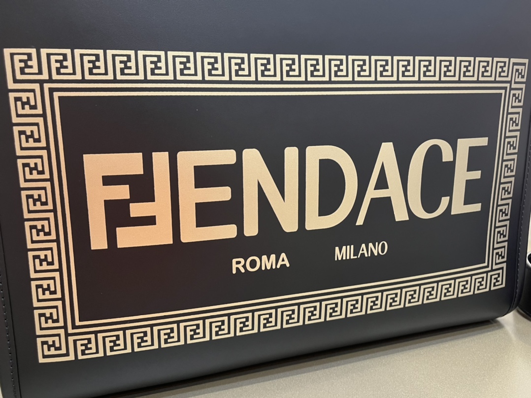 [TOP] FENDI x VERSACE Sunshine Bag 35x17x31cm - Black