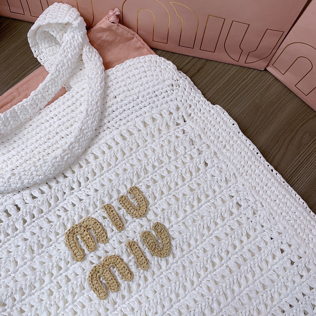 [TOP] Miu Miu Summer Tote Woven Bag 38.5X 40 X10cm - 3 Colour