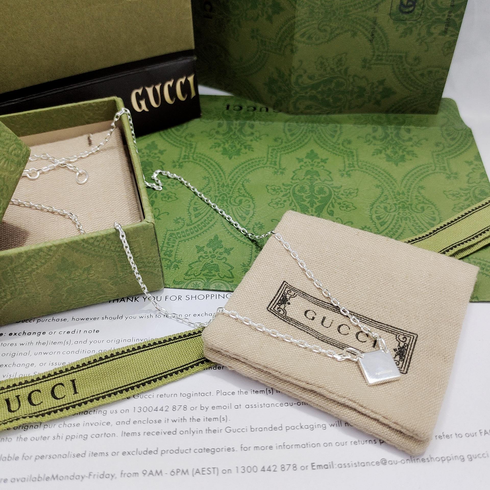 [TOP] GUCCI  Necklace-Sliver