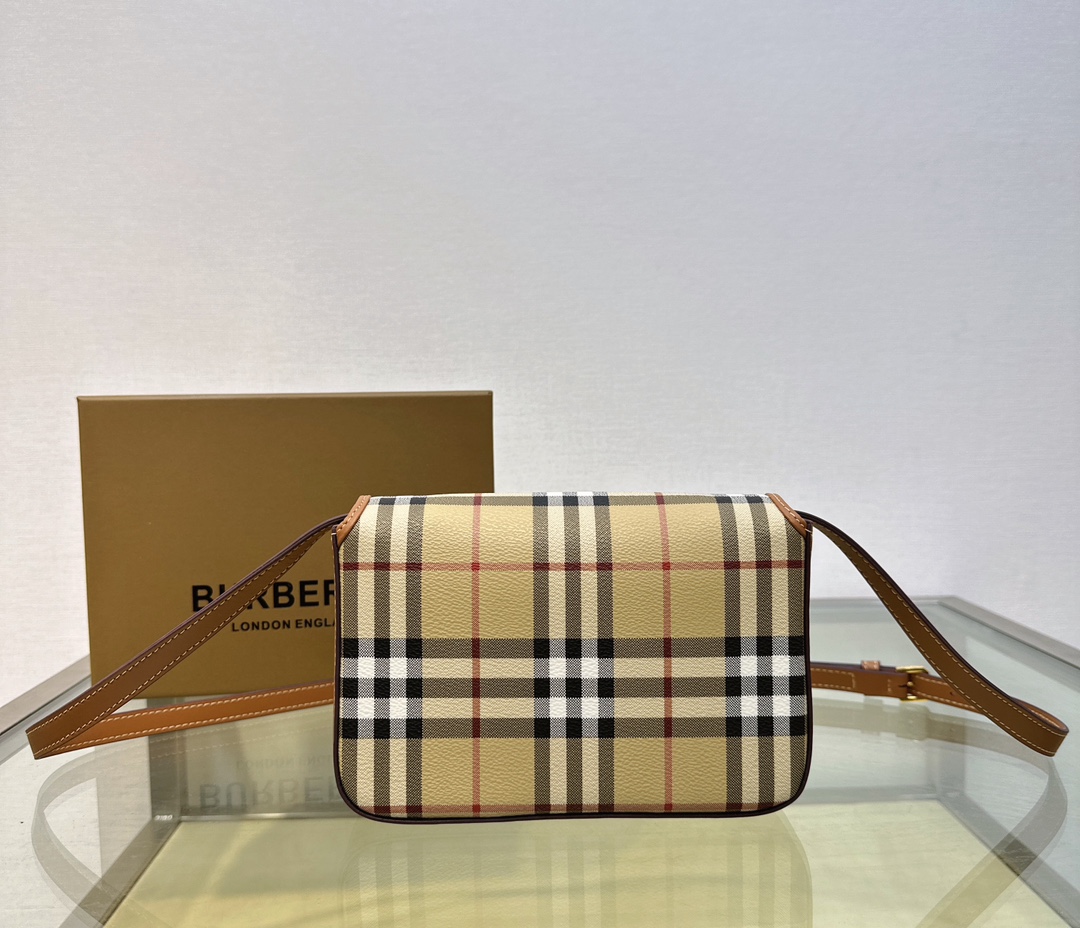 [TOP] BURBERRY Note Bag 20 x 4.7× 13.5cm-Beige
