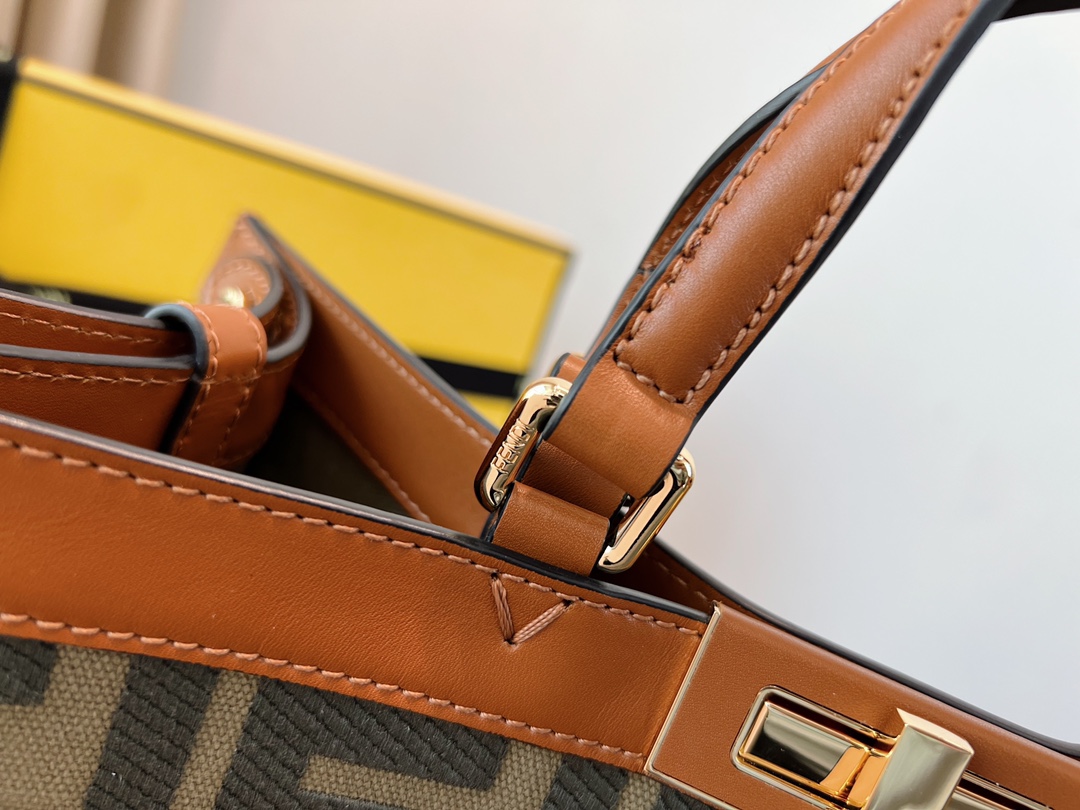 [TOP] FENDI FF Peekaboo Bag 41x16x30cm - Brown