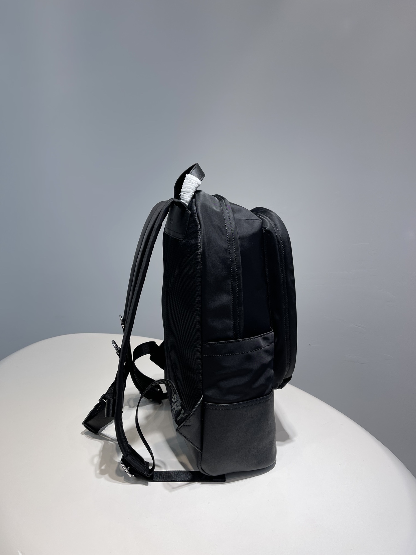 [TOP] BURBERRY Nylon Backpack  45 X 33 X 16 cm - Black