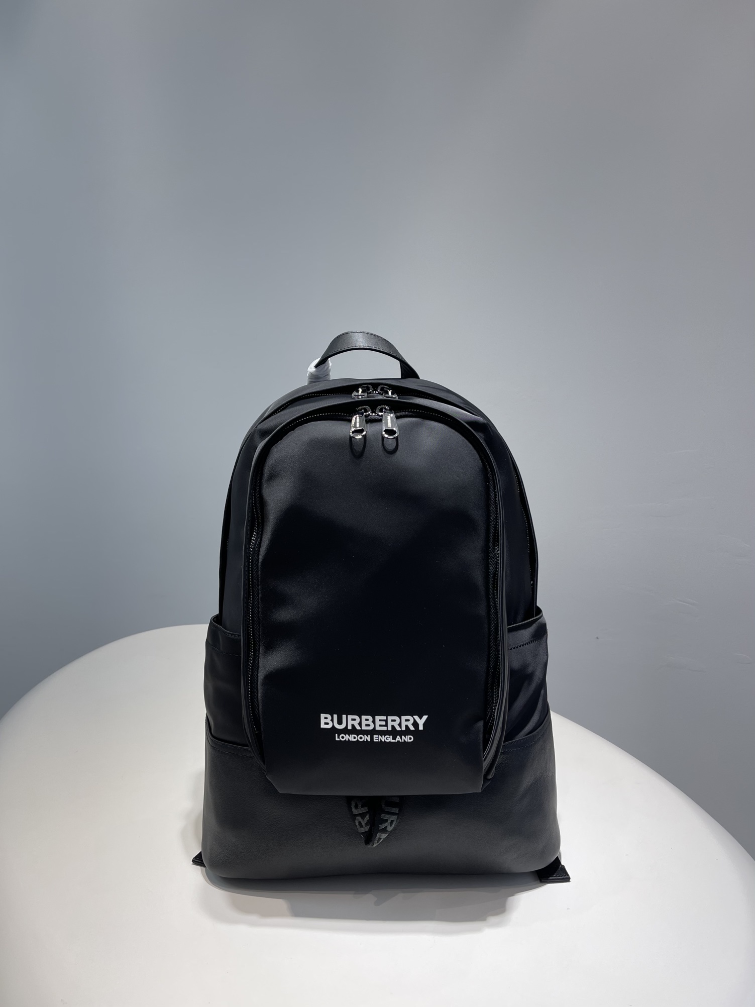 [TOP] BURBERRY Nylon Backpack  45 X 33 X 16 cm - Black