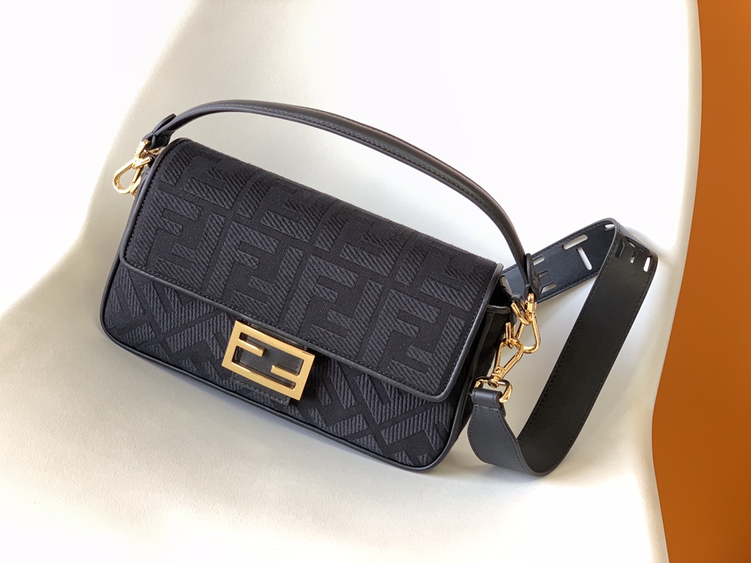 [TOP] FENDI FF Baguette Bag 27x6x15cm - All Black