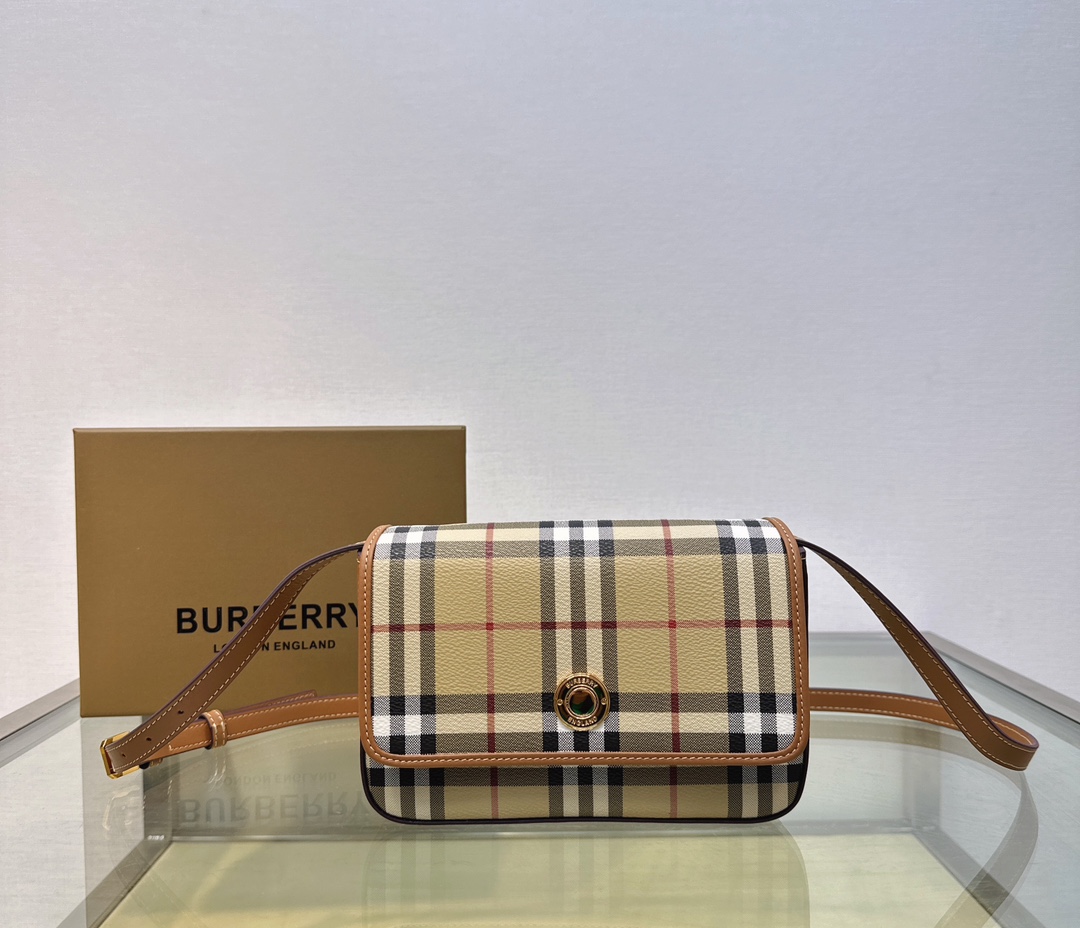 [TOP] BURBERRY Note Bag 20 x 4.7× 13.5cm-Beige