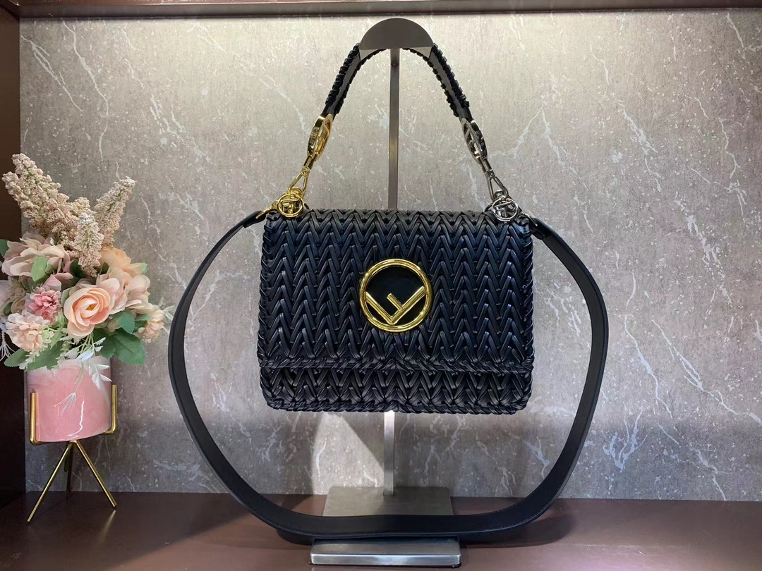 [TOP] FENDI KAN I LOGO Bag 25cm - Denim