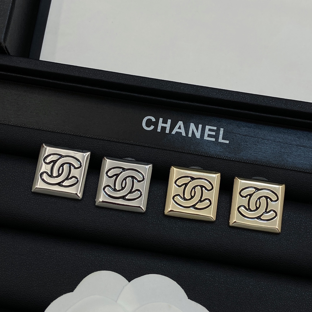 [TOP] CHANEL Square Earrings-2 Colors