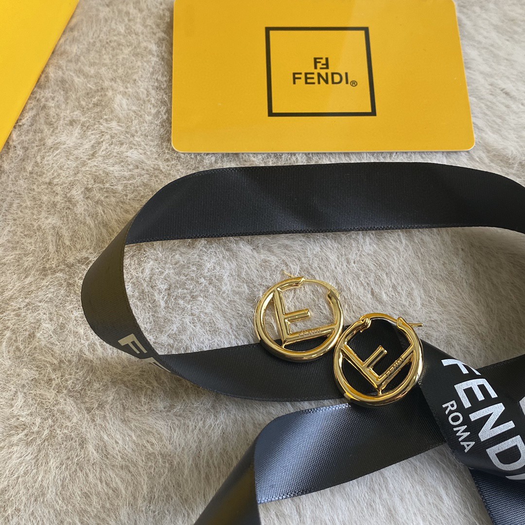 [TOP] FENDI Logo Earrings-Gold