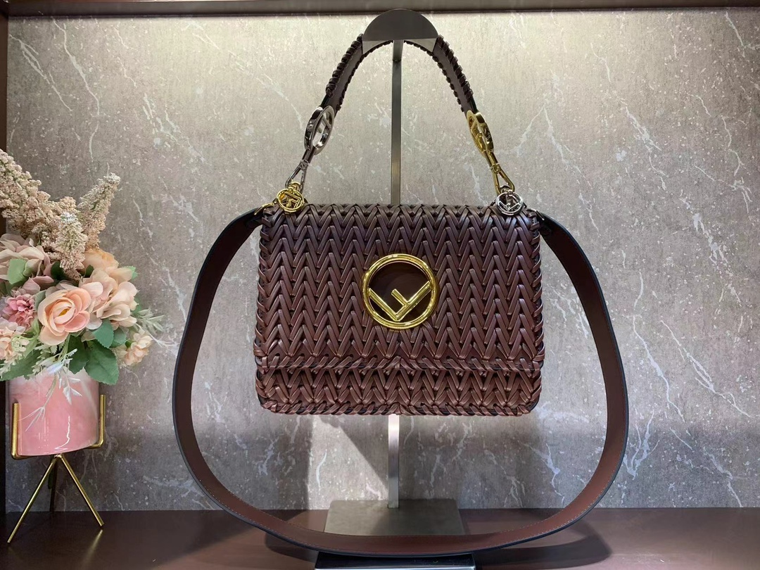 [TOP] FENDI KAN I LOGO Bag 25cm - Denim