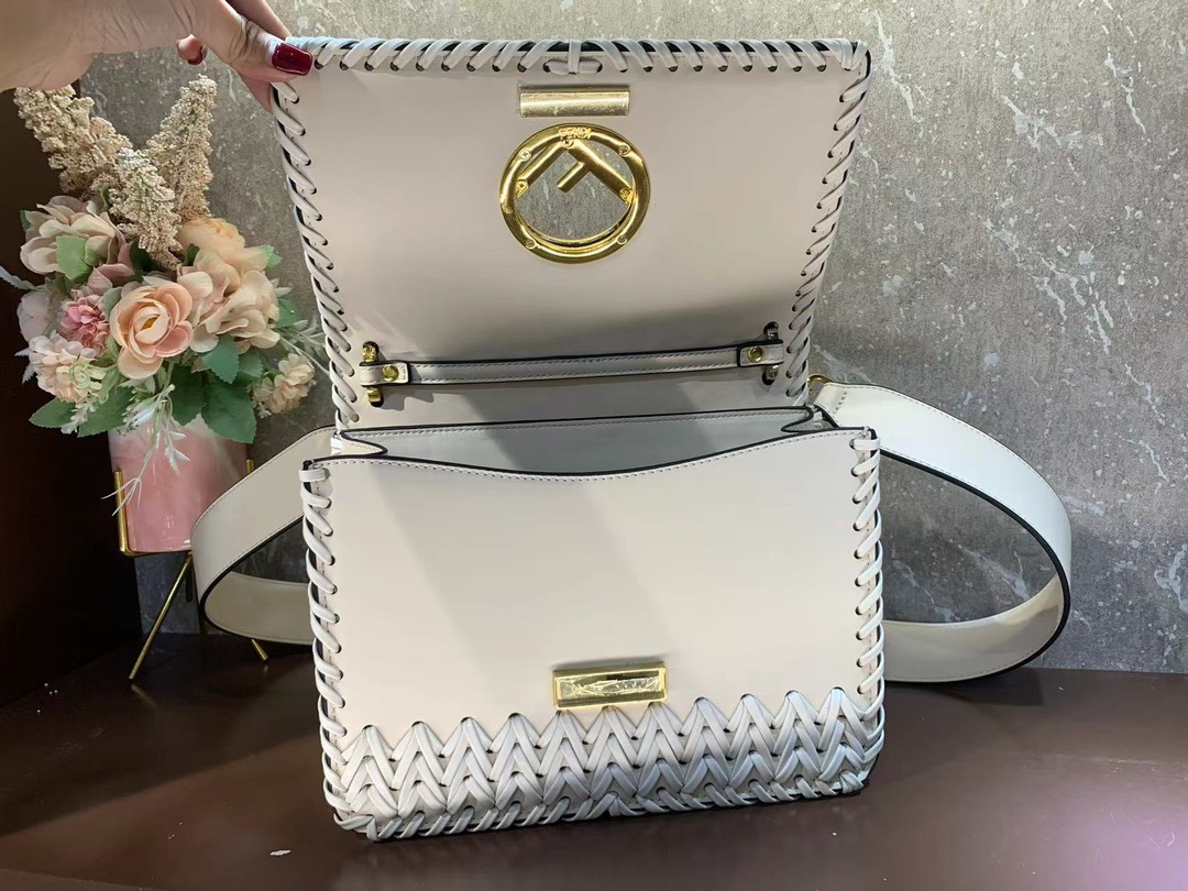 [TOP] FENDI KAN I LOGO Bag 25cm - Denim