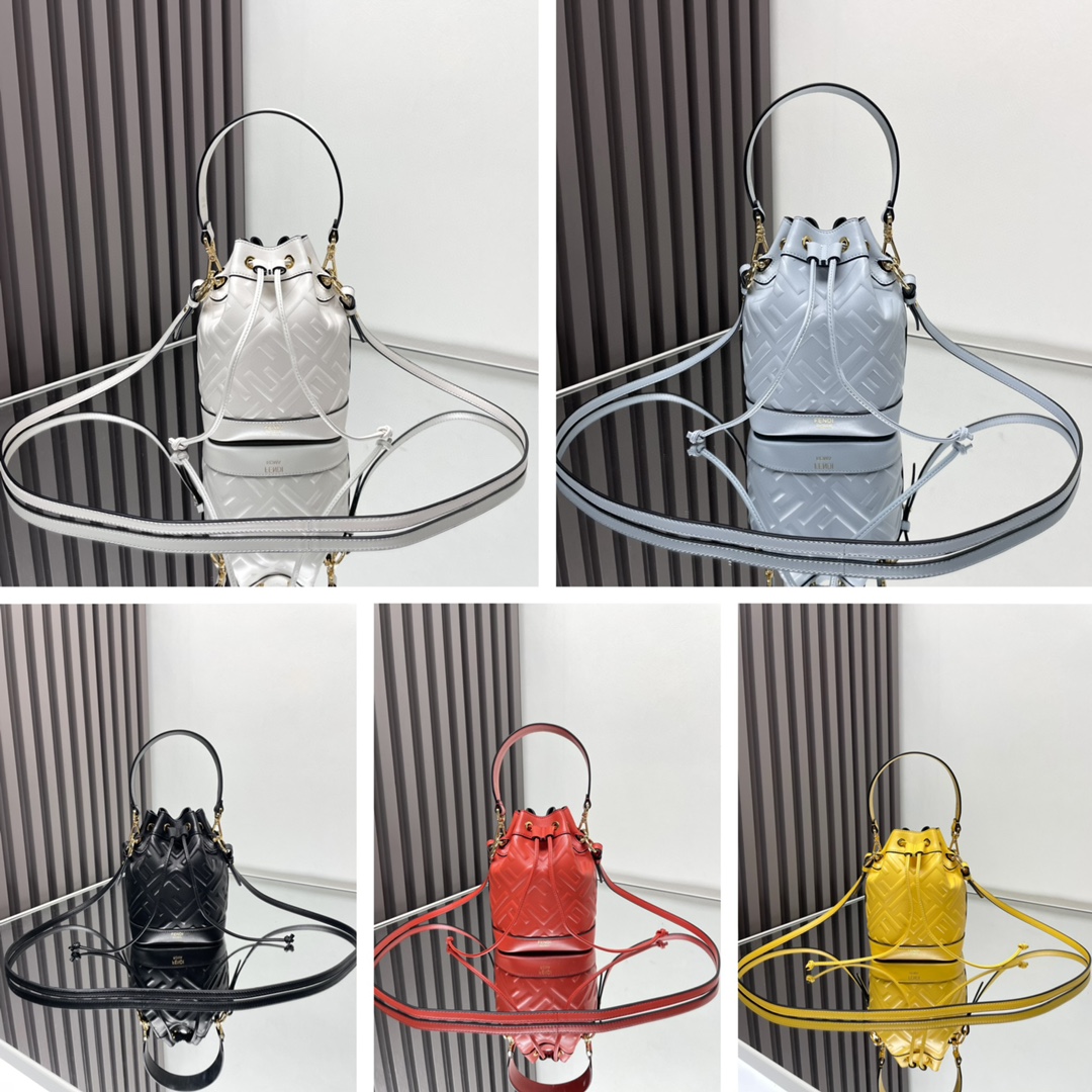 [TOP] FENDI Mon Tresor FF Embossed Bucket Bag 12x14x18cm - 5 Color