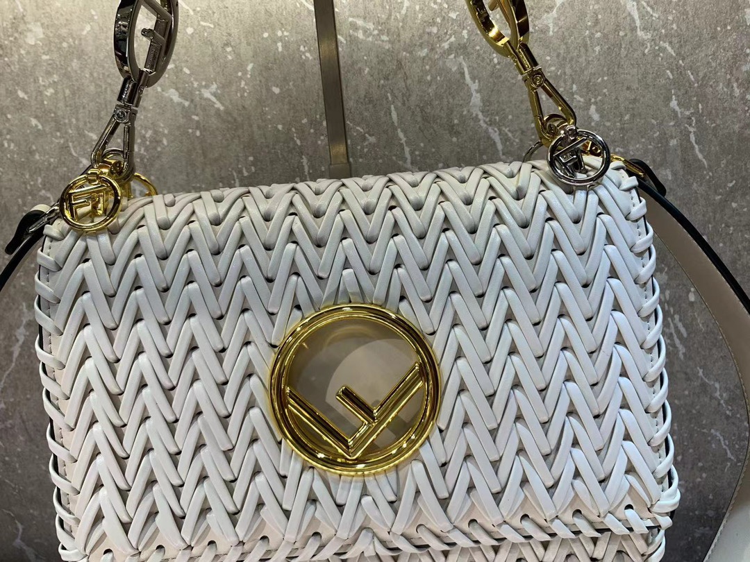 [TOP] FENDI KAN I LOGO Bag 25cm - Denim