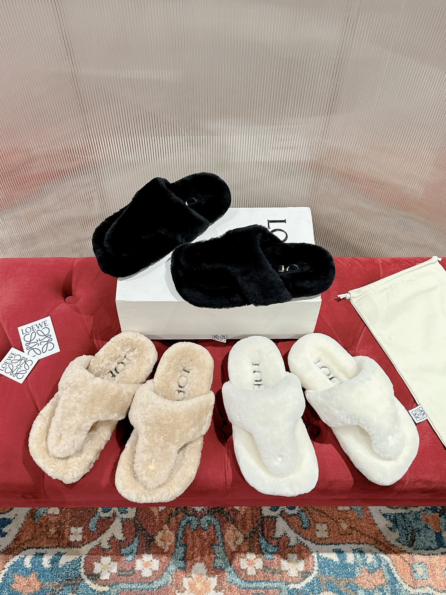 [TOP] LOEWE Furry Flip Flops - 3 Color