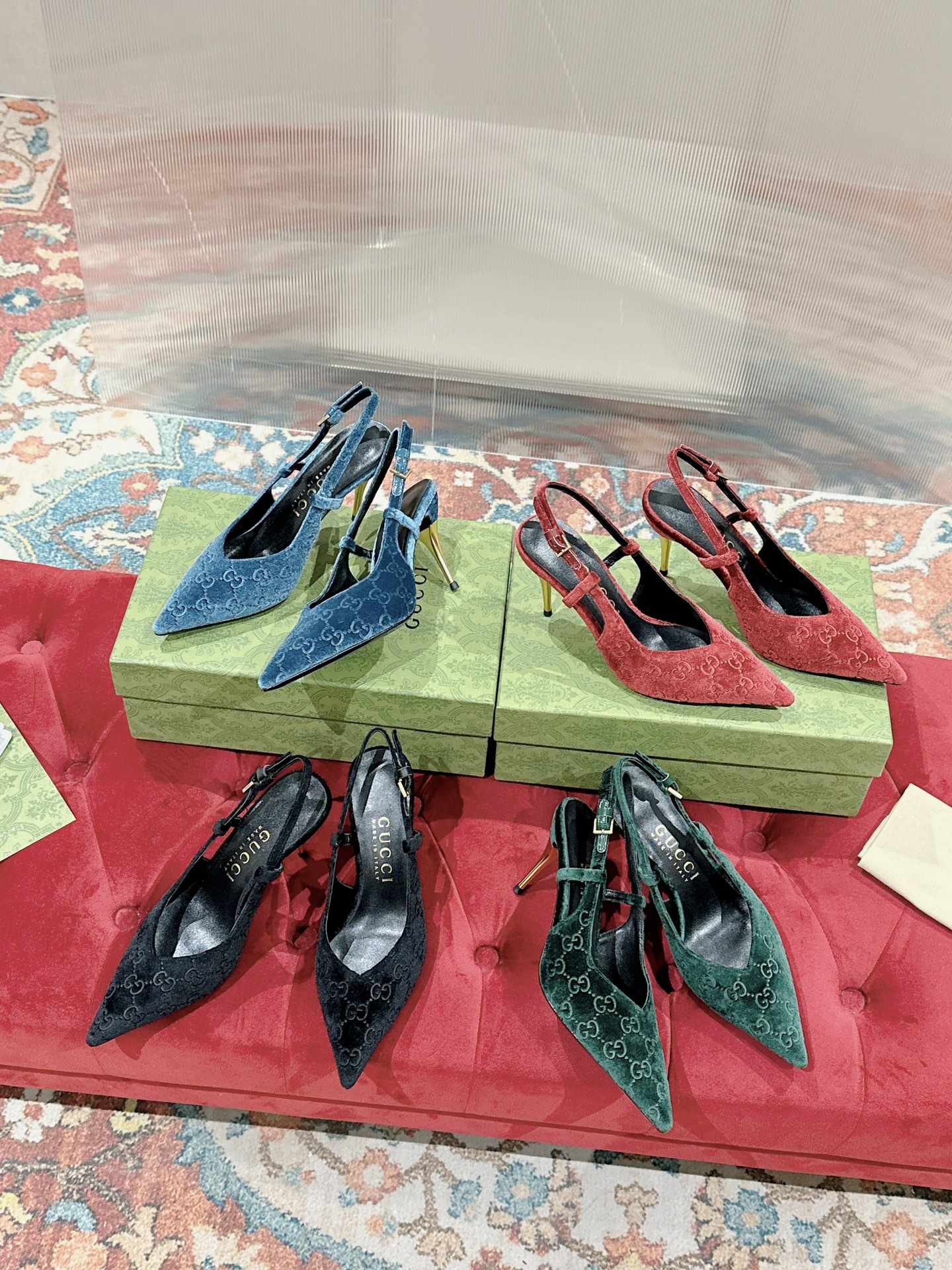 [TOP] GUCCI GG Velvet Pumps - 4 Color