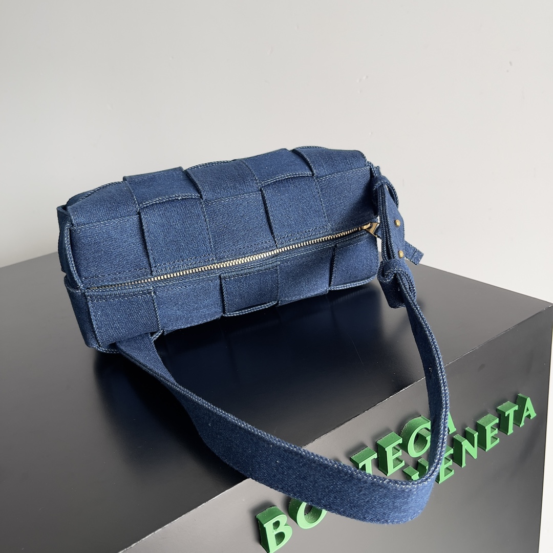 [TOP] Bottega Veneta BV Cassette Bags - Dark Blue