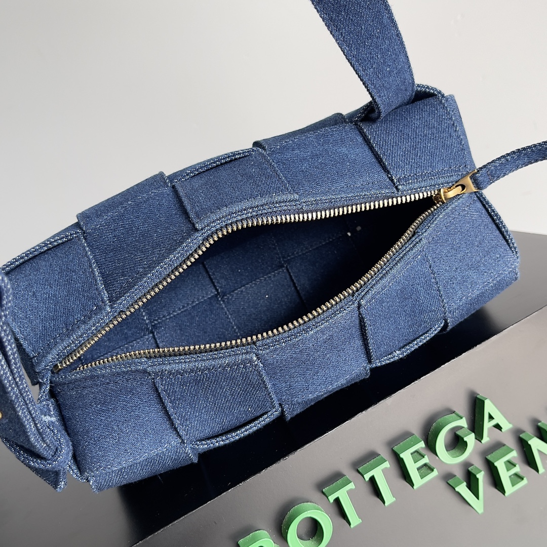 [TOP] Bottega Veneta BV Cassette Bags - Dark Blue