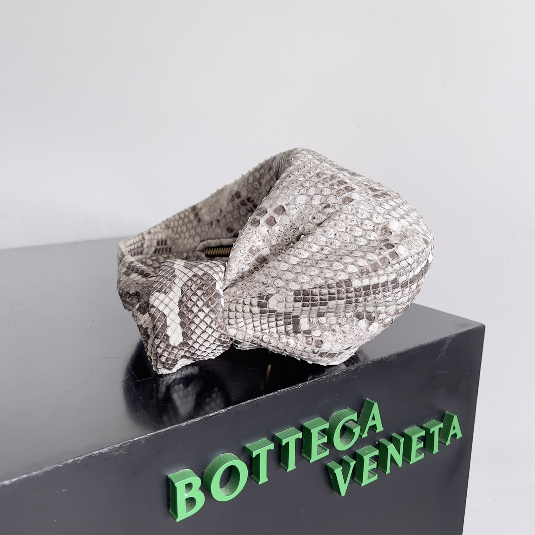 [TOP] Bottega Veneta BV Jodie Bag Python Leather Bag 23 cm