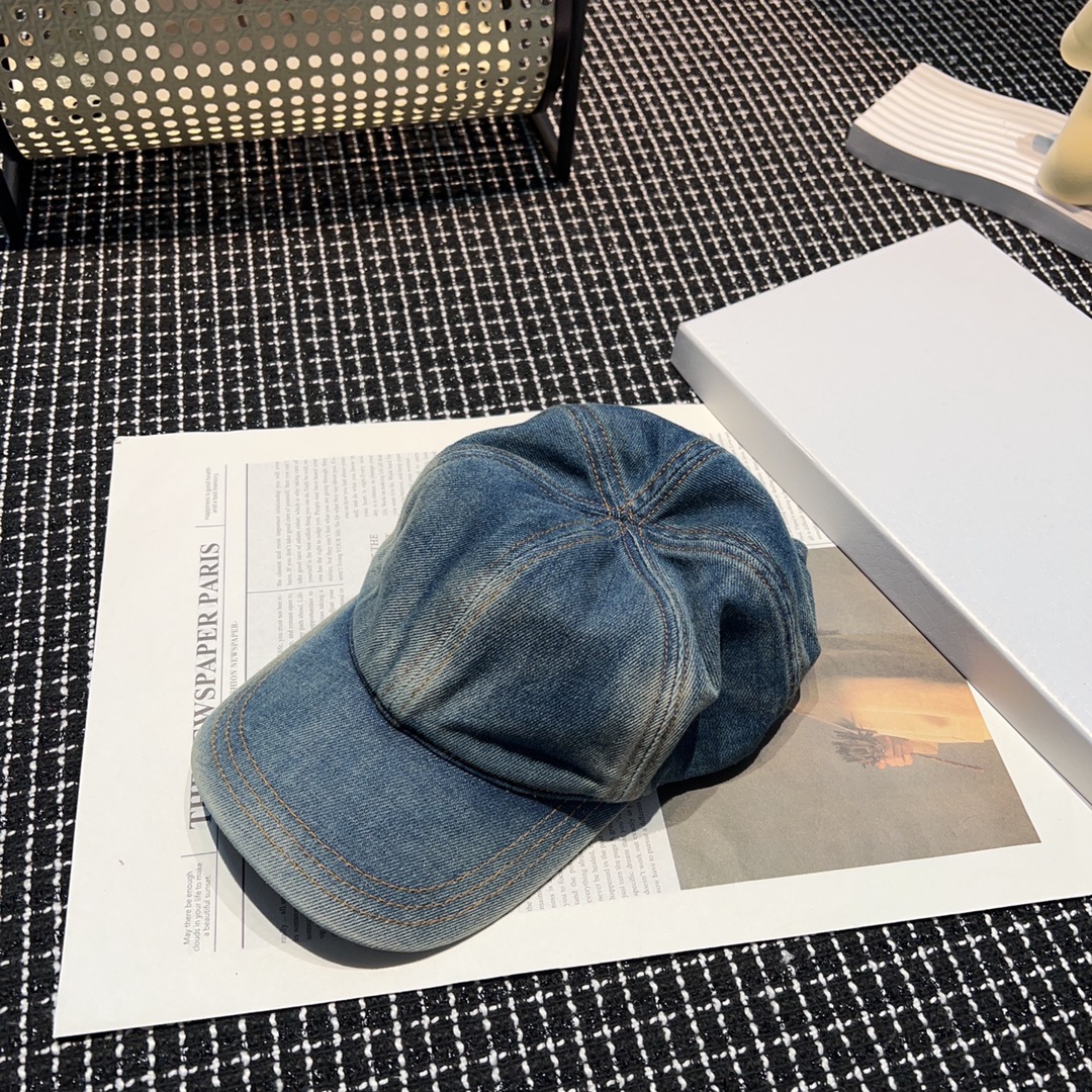 [TOP] PRADA Peaked Cap - Denim Blue