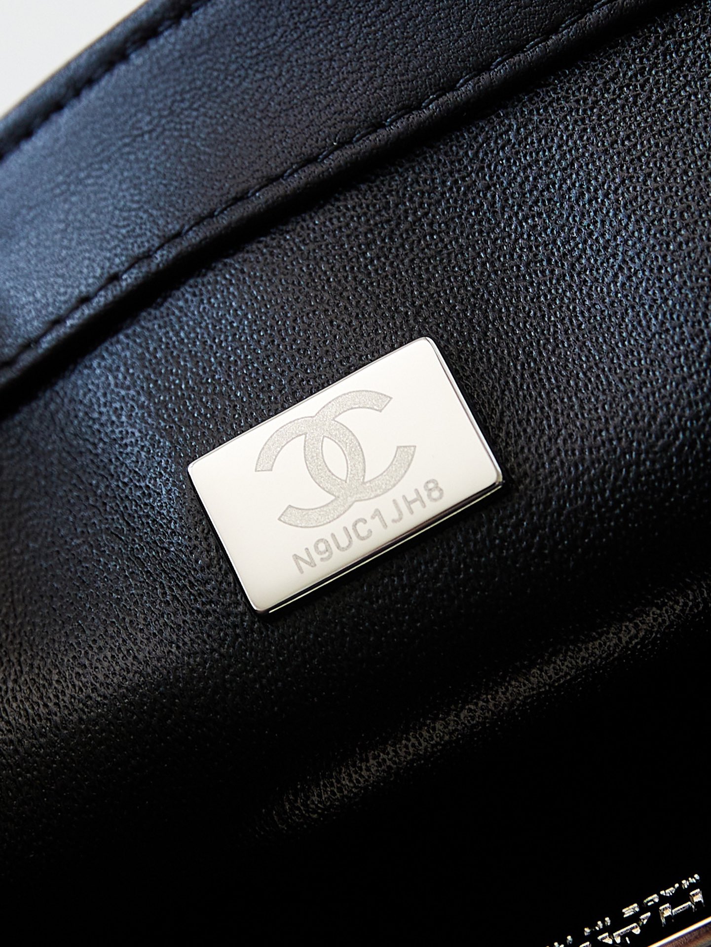 [TOP] CHANEL Flap Bag with Houndstooth Beads 13x21x8cm