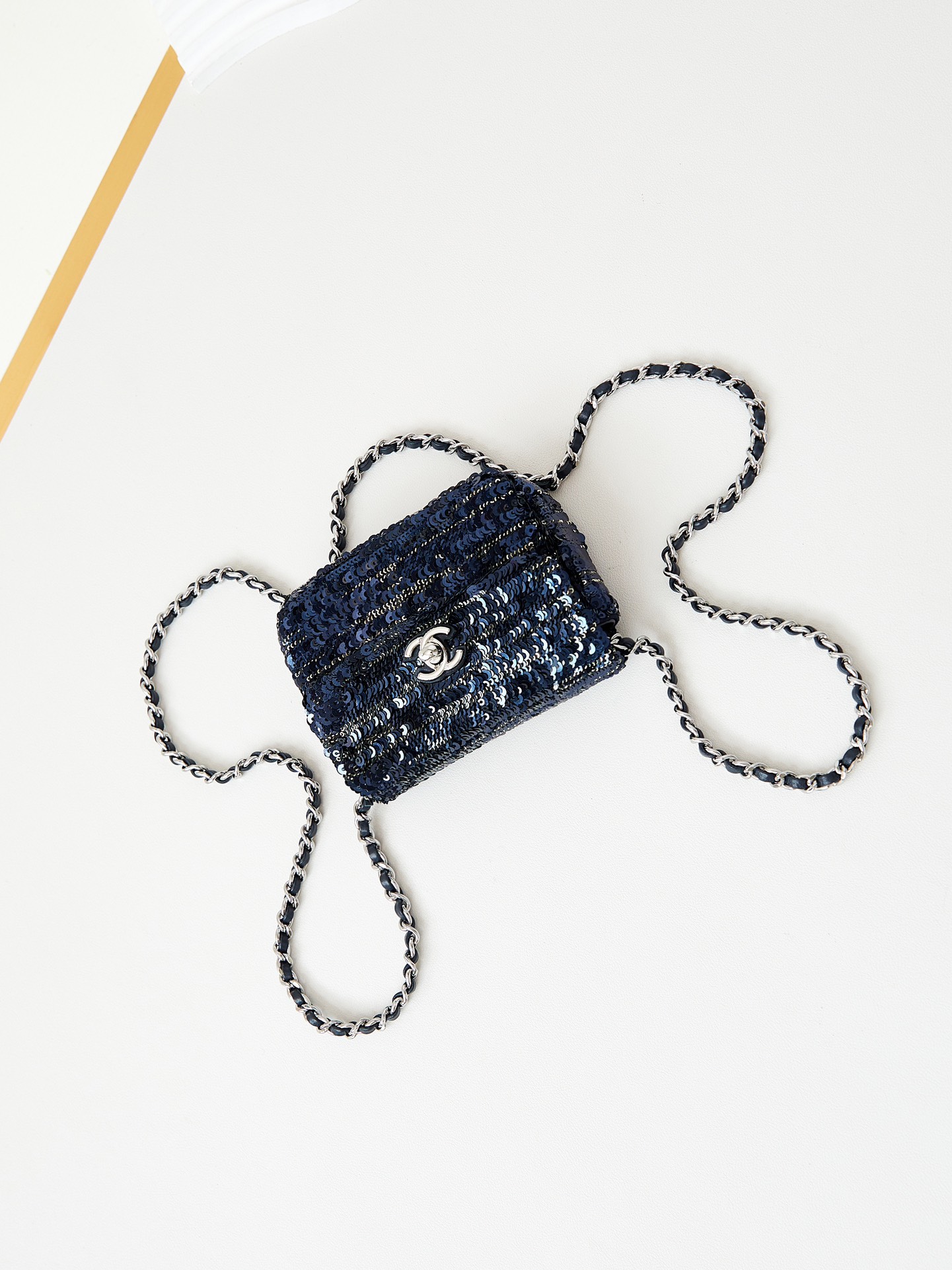 [TOP] CHANEL Flap Bag with Blue Letter Sequins 12cm