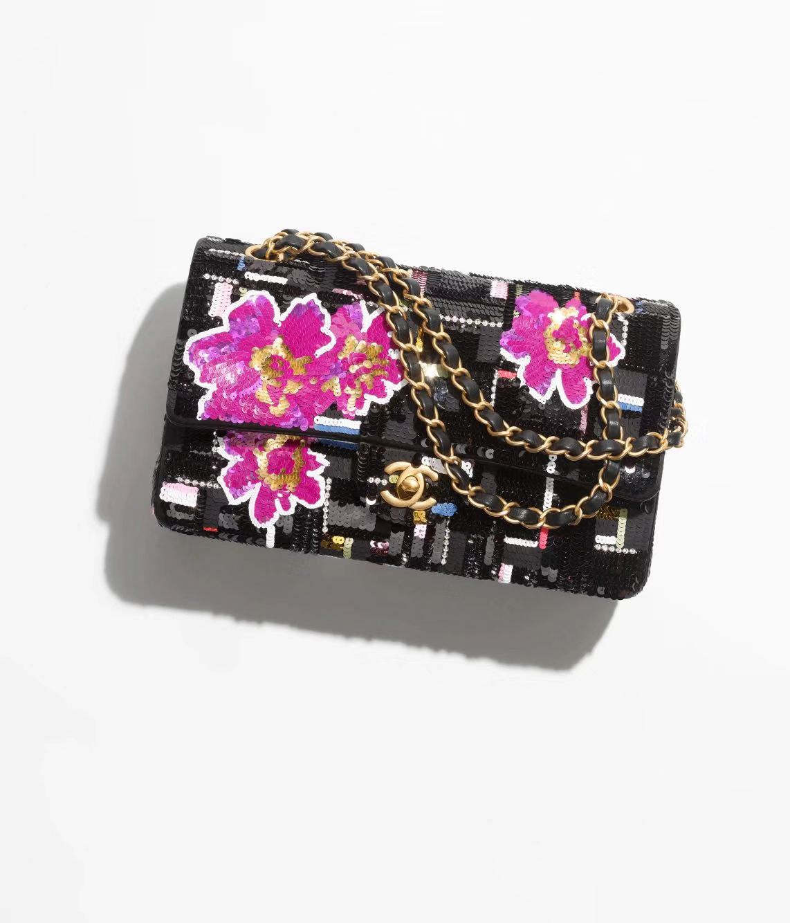 [TOP] CHANEL Flap Bag with Embroidered Satin Sequins 25cm - Black