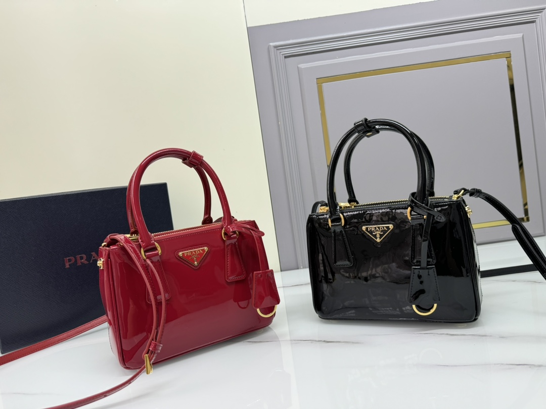 [TOP] PRADA Galleria Triangle-Logo Mini Handbag 20x15x9.5 cm - 2 Colors
