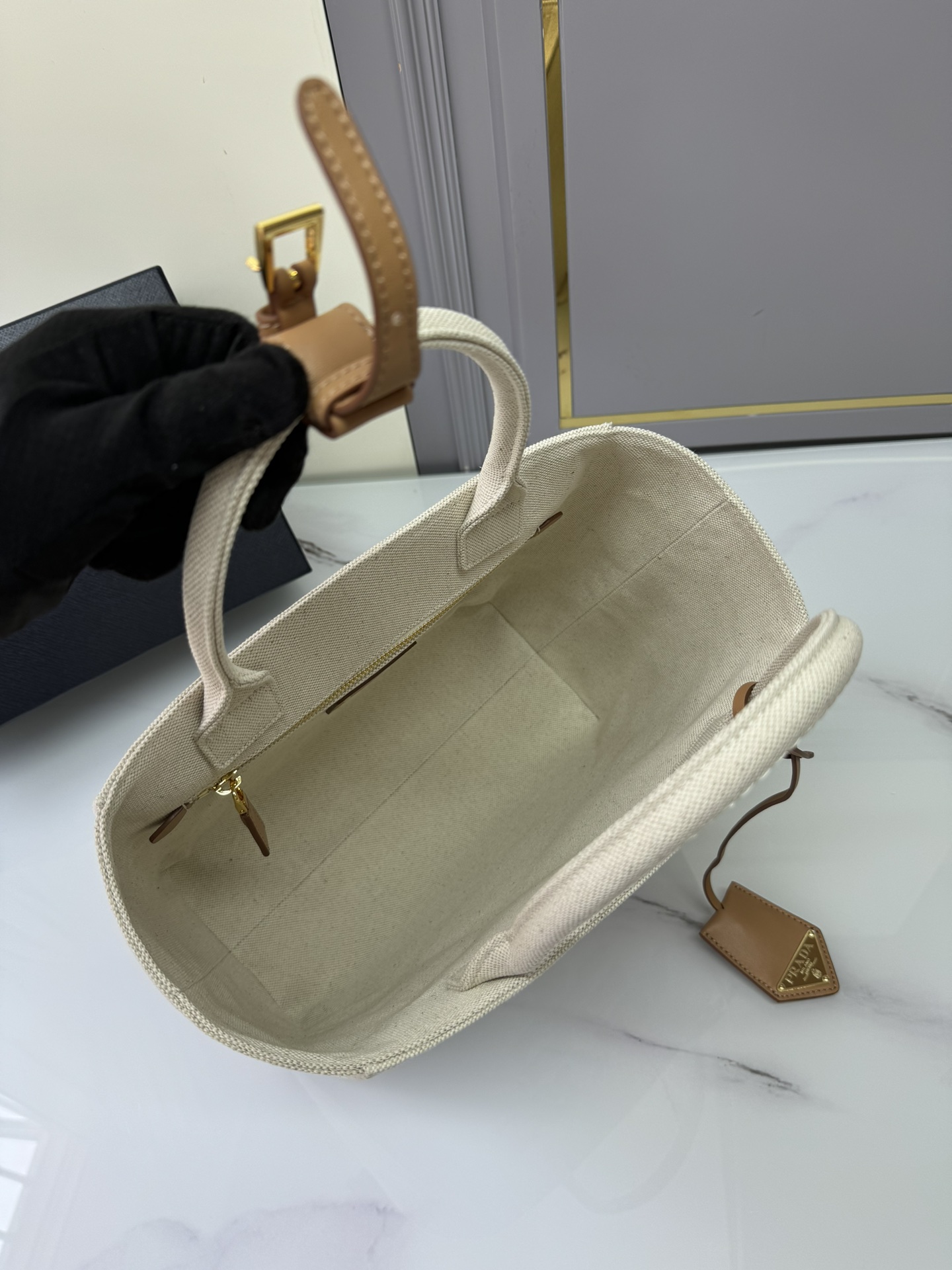 [TOP] PRADA Logo-Detailed Tote Bag 31Ｘ25Ｘ14CM - Beige