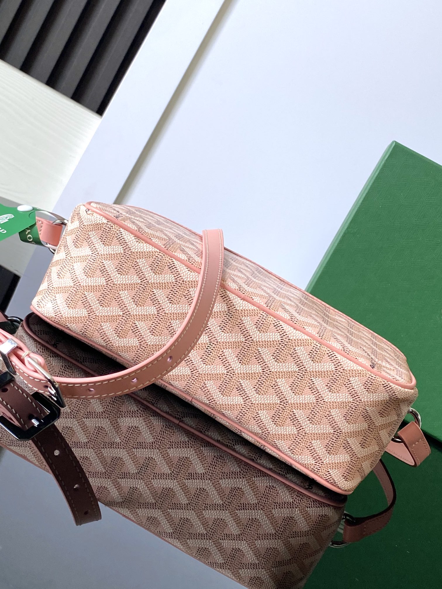 [TOP] Goyard Cap Vert Presbyard Full Print Crossbody Bag 13 x 6.5 x 22 cm - Pink