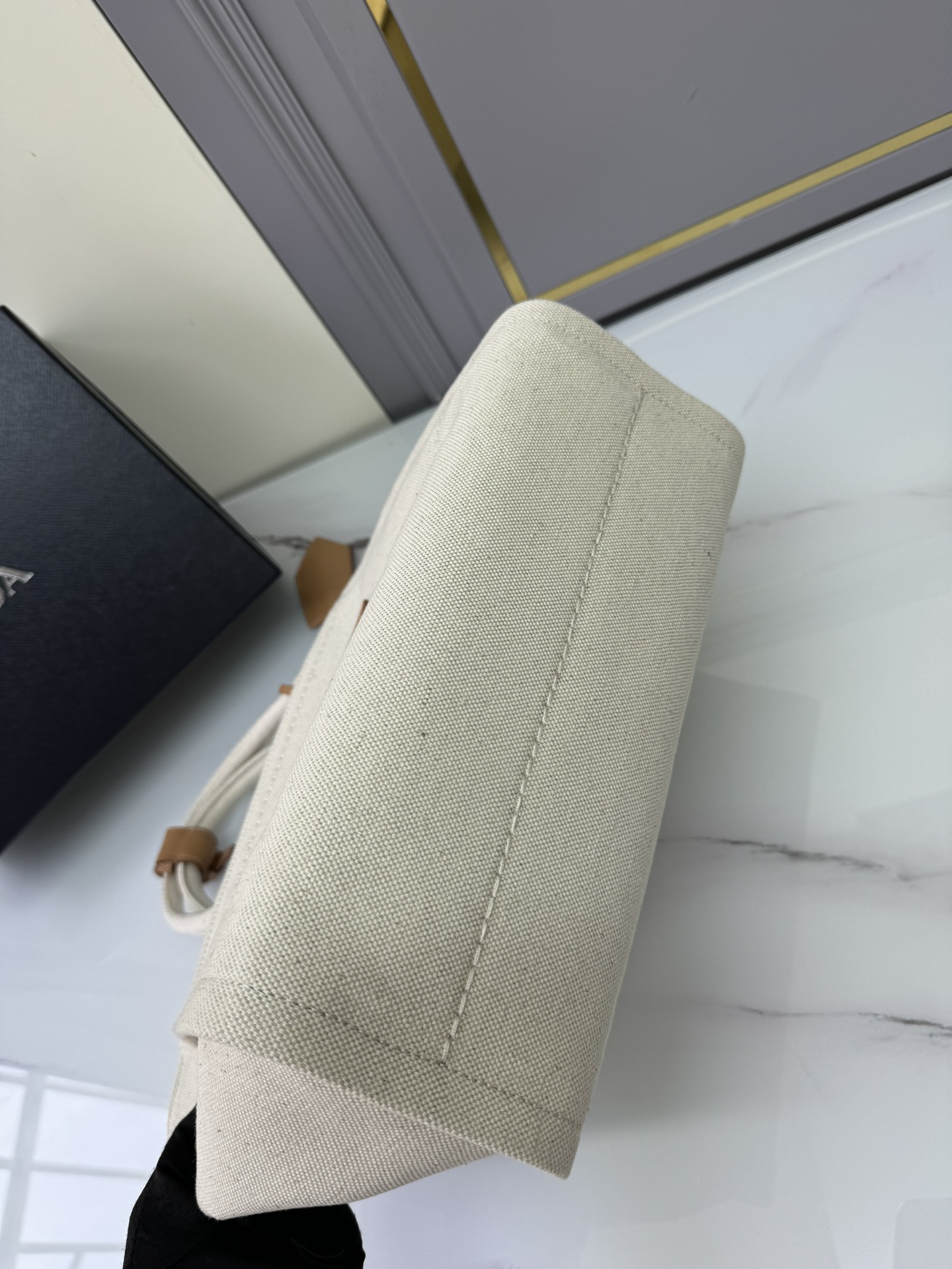 [TOP] PRADA Logo-Detailed Tote Bag 31Ｘ25Ｘ14CM - Beige