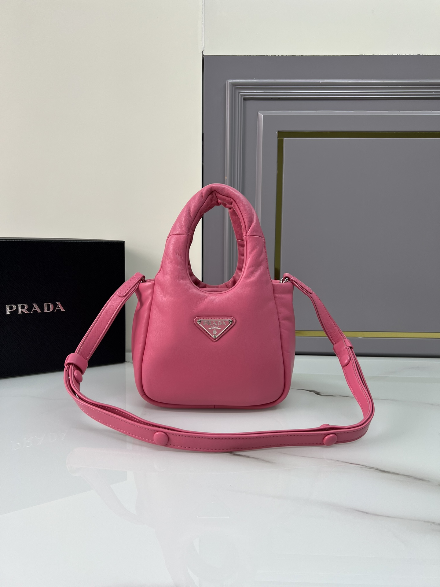 [TOP] PRADA Triangle Logo Plaque Tote Bag 18x15.5x10 cm - 6 Colors