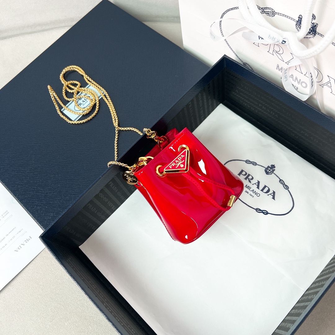 [TOP] PRADA Patent Leather Mini-Pouch 10 x 12 x 7 cm- 3 Colors