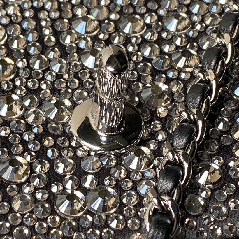 [TOP] CHANEL Flab Bag with Diamonds 20cm - Black