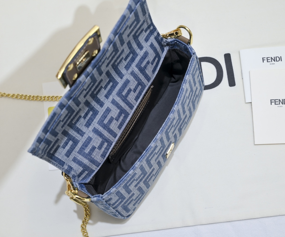 [TOP] FENDI FF Baguette Bag 19x10x4cm/26x13x6cm - Denim