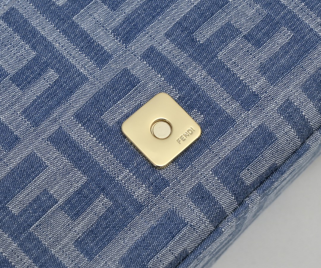 [TOP] FENDI FF Baguette Bag 19x10x4cm/26x13x6cm - Denim