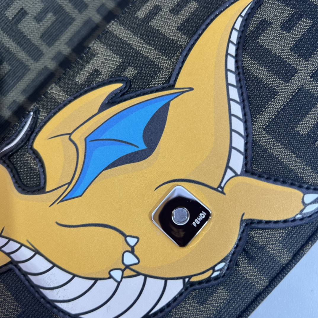 [TOP] FENDI x FRGMT x Pokémon FF Baguette Bag 27x15x6cm - Brown