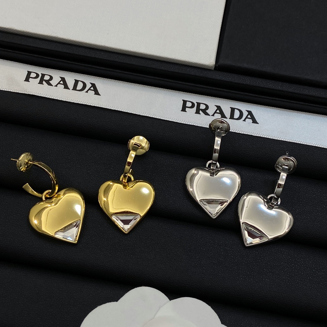 [TOP] PRADA Heart Earrings-2 Colors