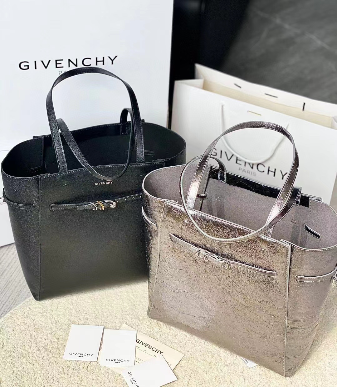 [Top] GIVENCHY Voyou Tote Bag 30 x 31x 11 cm -2 Colors