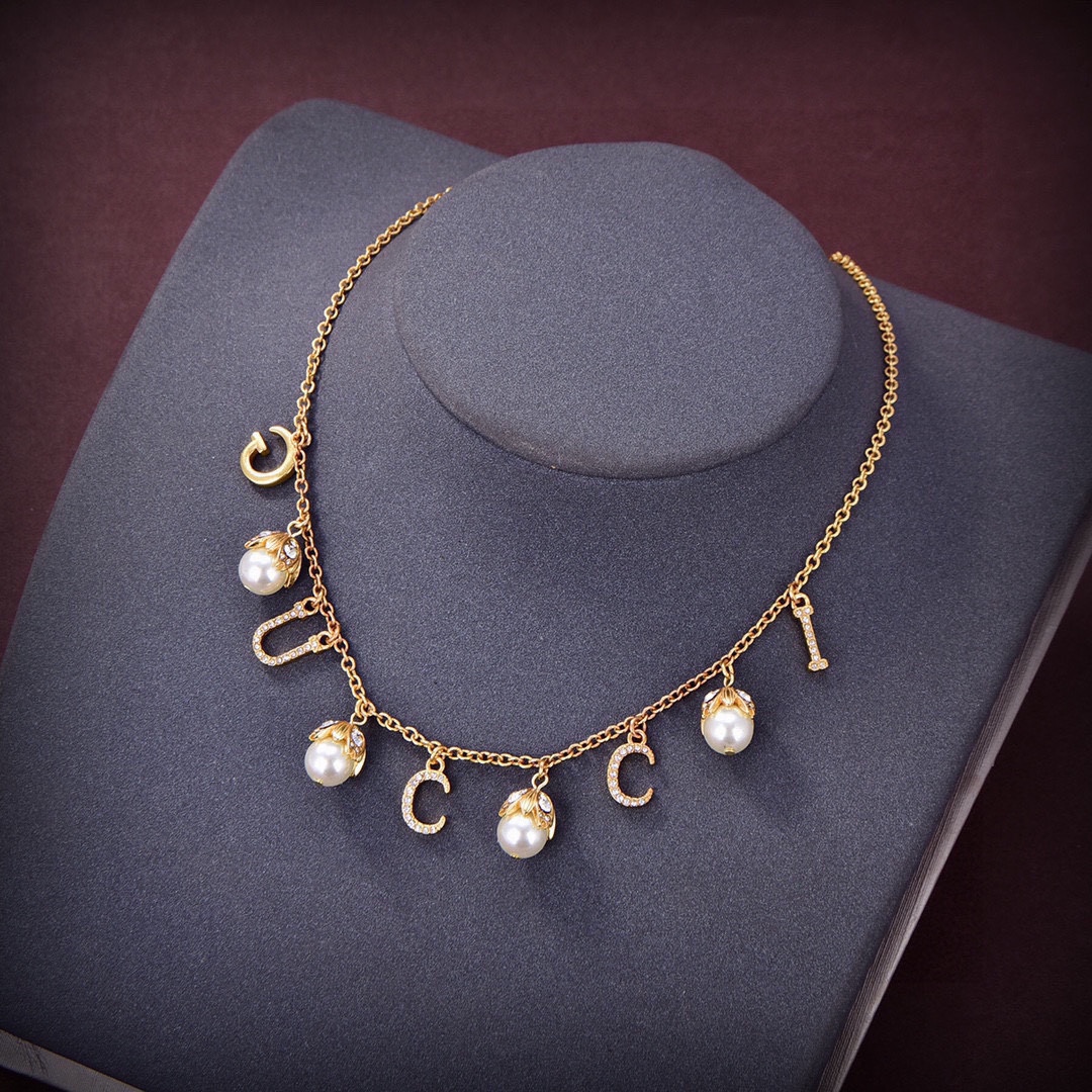 [TOP] GUCCI Pearl Necklace-Gold